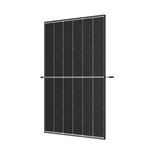 Schwarze Solarzelle in 6 kWp PV-Anlage mit Trina 440Wp und Huawei Sun2000-6KTL-M1