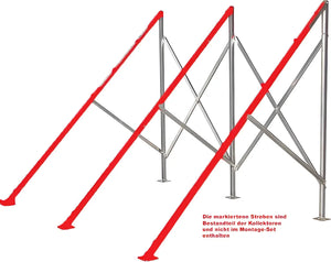 Montagestrukturen aus Metall mit roten Streben zur Stabilisierung von Solarkollektoren für Flachdach-Systeme.